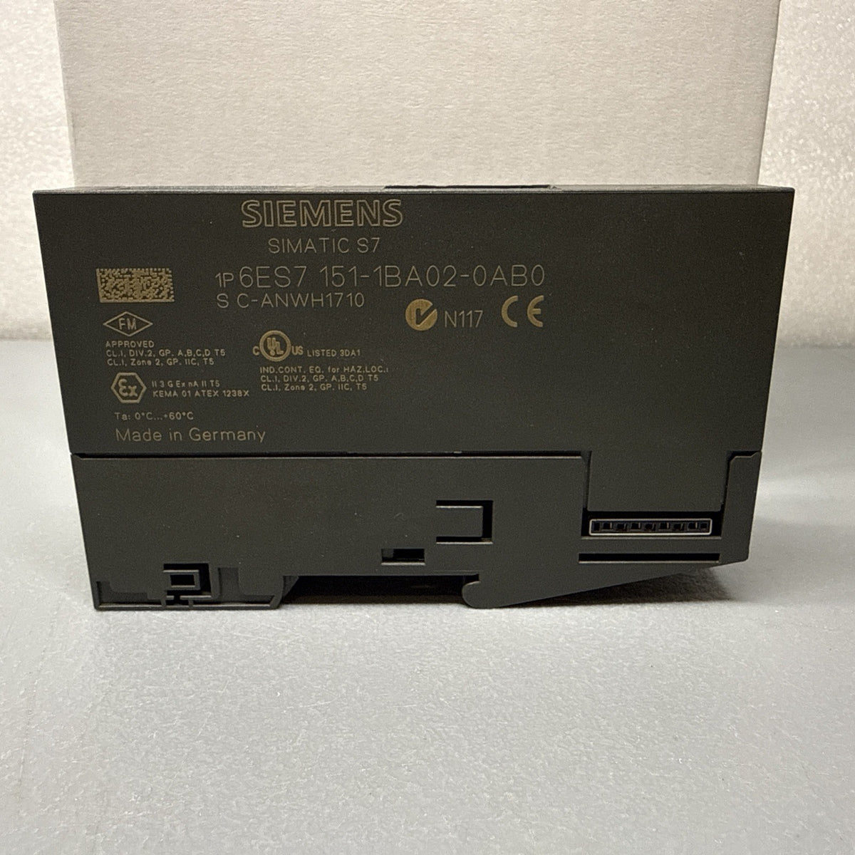 Siemens 6ES7151-1BA02-0AB0 SIMATIC ET 200S IM151-1 New Open Box (1.4.2)