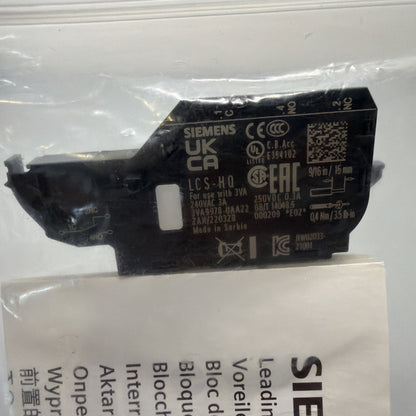 Siemens 3VA9978-0AA22 Leading Changeover Switch HQ 3A 240VAC New (1.3.2)