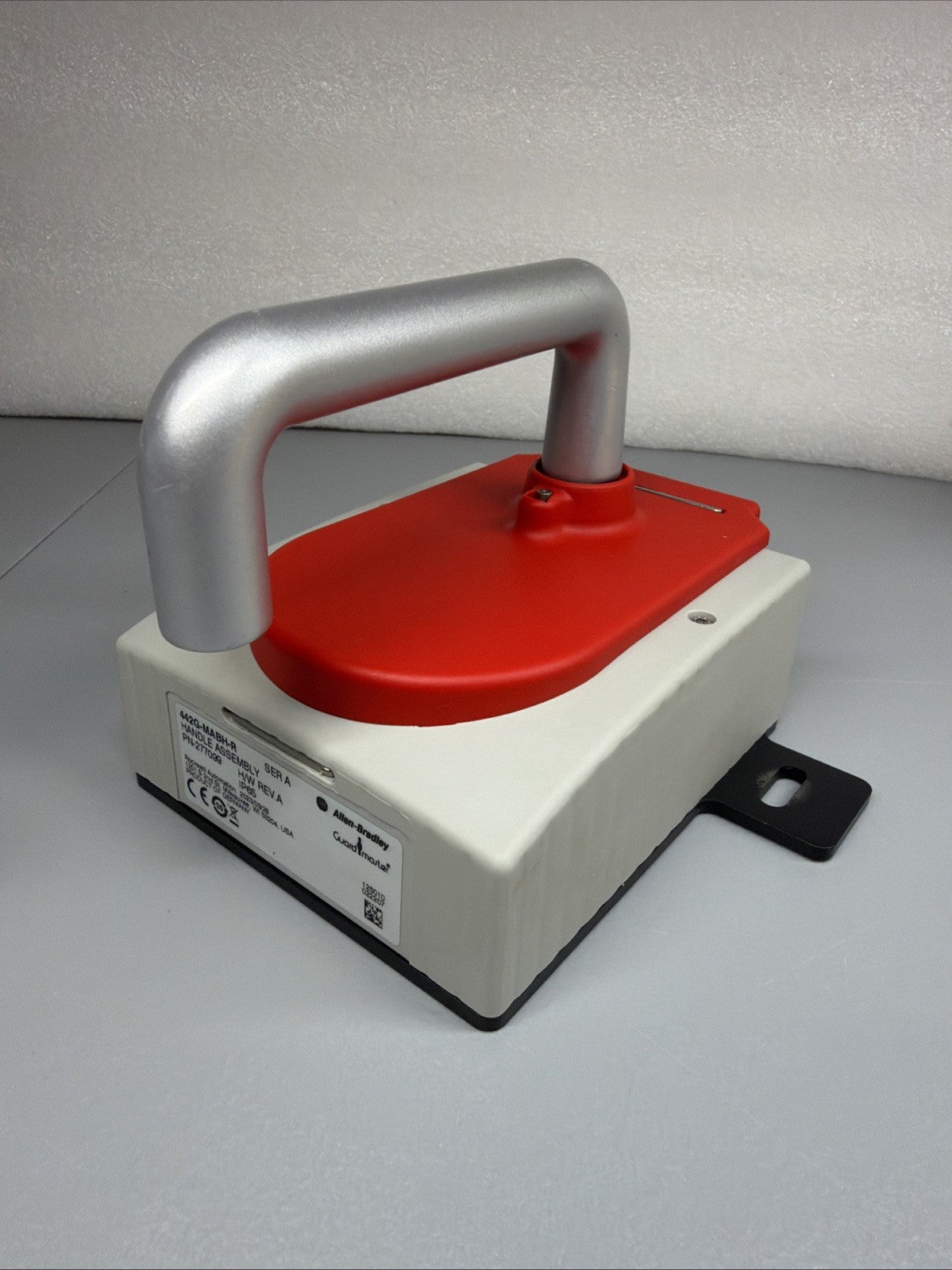 442G-MABH-R Guardmaster 442G Handle Assembly Allen-Bradley New Open Box  (1.4.3)