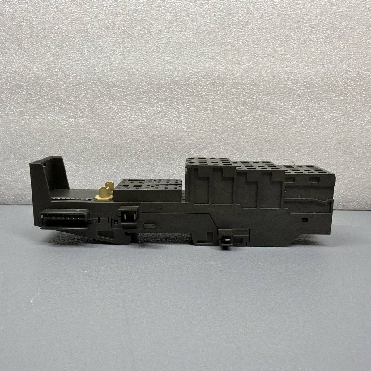 Siemens 6ES7193-4CF50-0AA0 SIMATICET200S TM-E30C46-A1 Terminal Block Each(1.4.2)