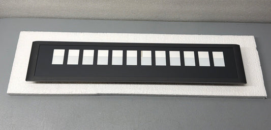 Siemens 6FC5247-0AA43-1AA0 SINUMERIK 19” Extension Panel New Open Box (1.1.1)