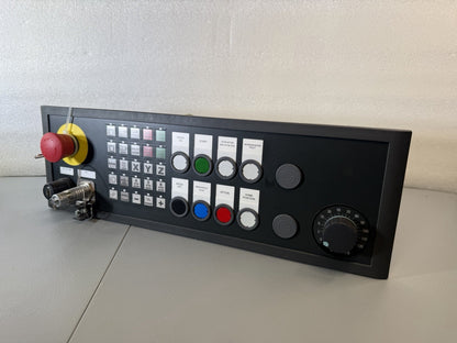 SIEMENS 6FC5303-1AF10-8AA0 Operator Panel CNC Industrial Control HMI (1.2.4)