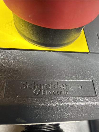 Schneider CNC Handwheel Pendant UFO-M2-01-2D-S00E Lutz 195239.0800 8m (1.4.3)