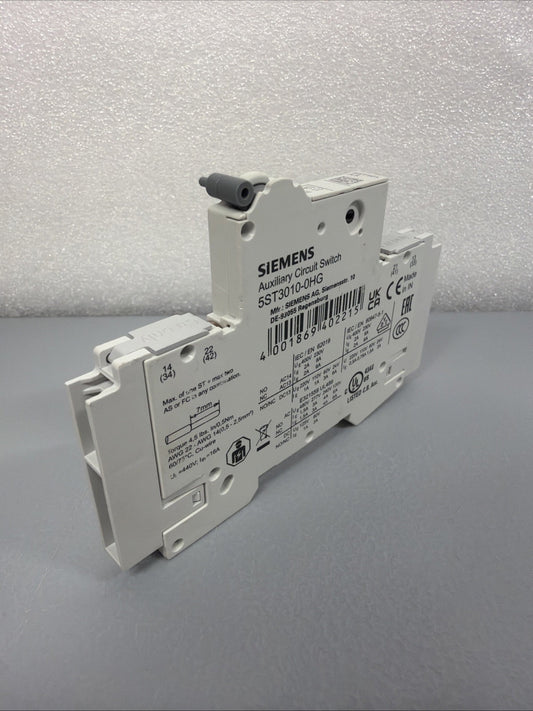 Siemens 5ST3010-0HG Auxiliary Circuit Switch New Open Box (1.4.2B)