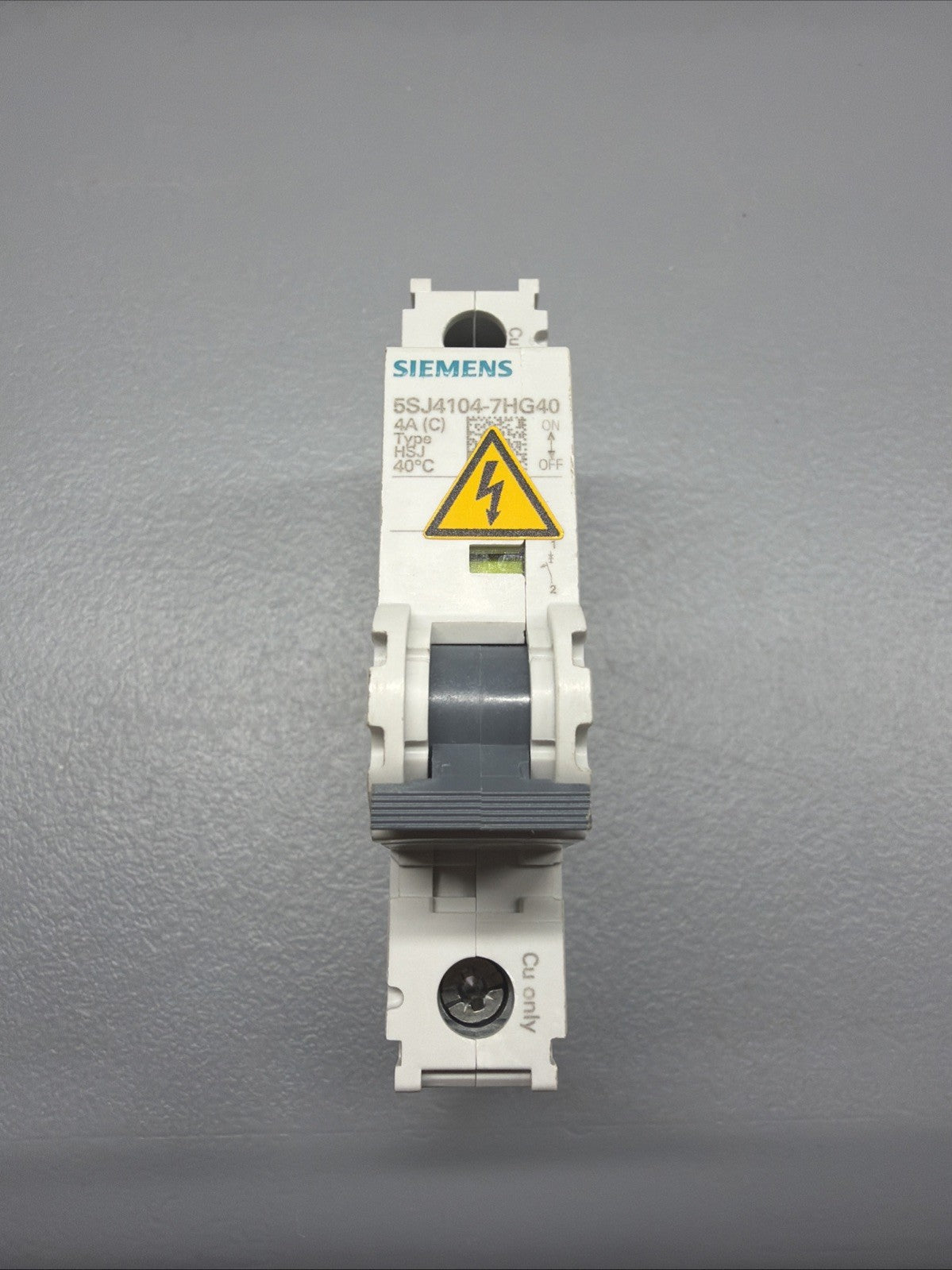 Siemens 5SJ4104-7HG40 SENTRON 4-Pole 4A Circuit Breaker Open Box (1.2.1)