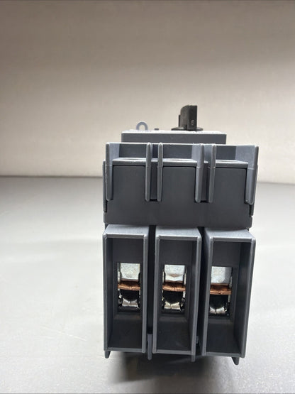 Siemens 3RV2011-0FA10 SIRIUS Motor Protection Circuit Breaker 0.35-0.5A New(141)