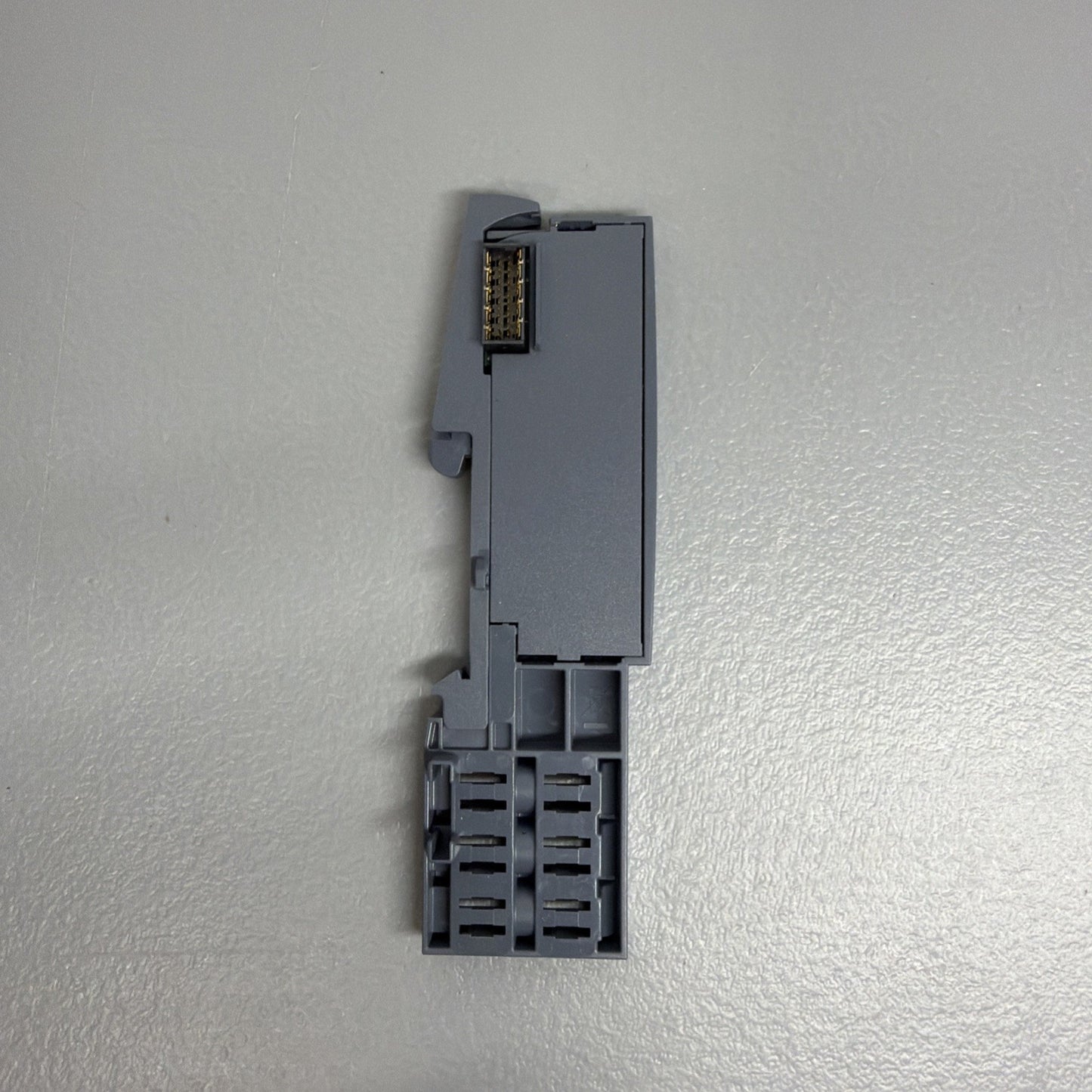 Siemens 6ES7193-6PA00-0AA0 SIMATIC ET 200SP Server Module New Open Box (1.4.2)
