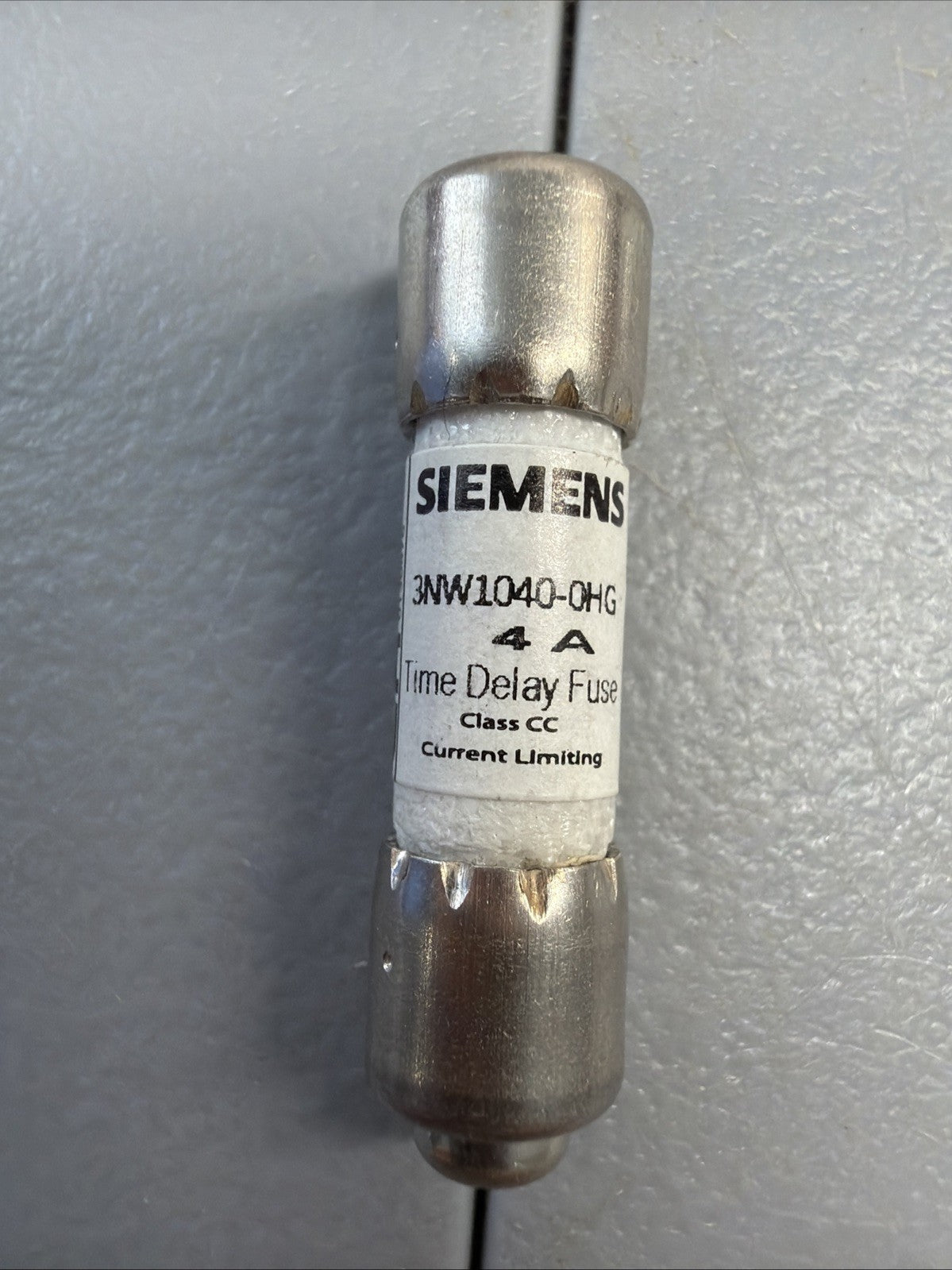 Siemens 3NW1040-0HG 4A Time Delay Fuse Class CC Current Limiting NEW O BOX (122)