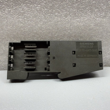 Siemens 6ES7193-4JA00-0AA0 SIMATIC ET 200S Terminating Module New Op. Box 1.4.2