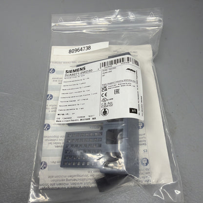 Siemens 3VA9271-0WD30 Circuit Breaker Accessory Terminal Cover 3-Pole NEW (142)