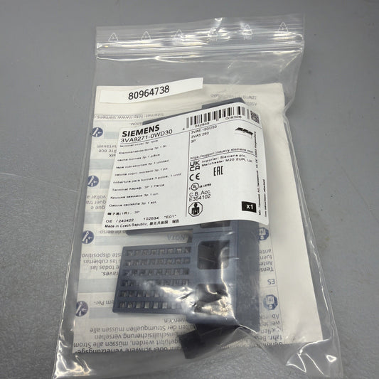 Siemens 3VA9271-0WD30 Circuit Breaker Accessory Terminal Cover 3-Pole NEW (142)