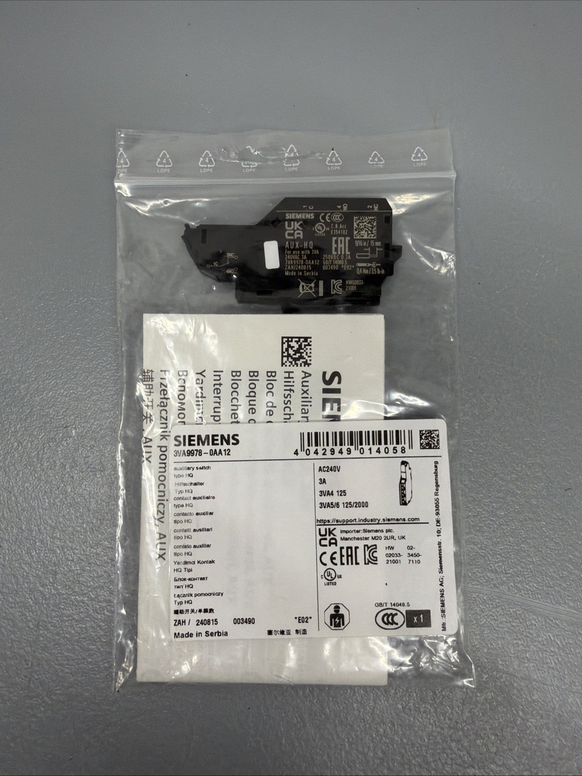 Siemens 3VA9978-0AA12 Auxiliary Switch Type HQ 3A 240VAC New (1.4.2)