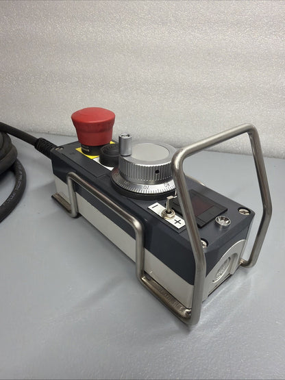 Schneider CNC Handwheel Pendant UFO-M2-01-2D-S00E Lutz 195239.0800 8m (1.4.3)