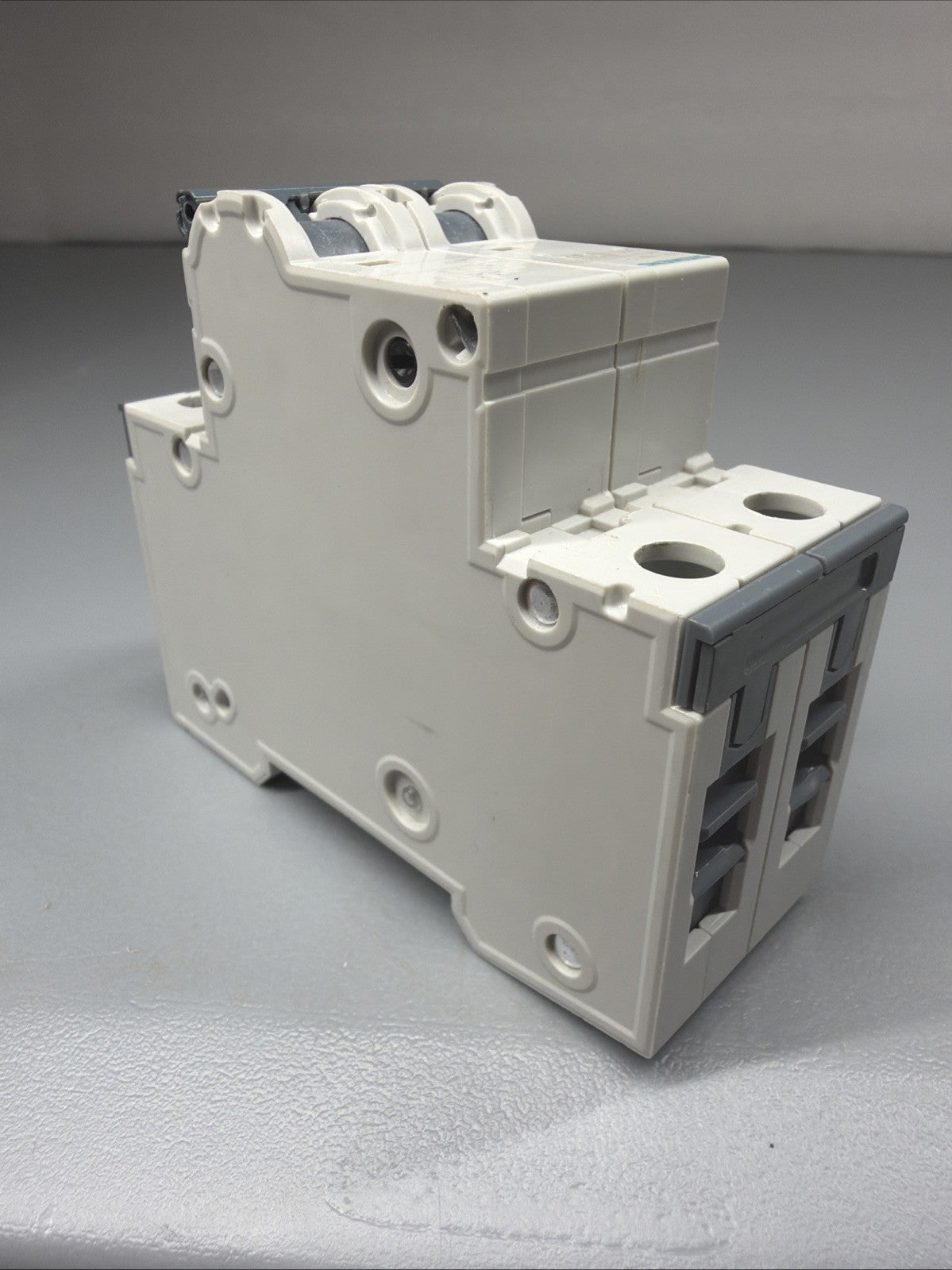 Siemens 5SY4210-7 SENTRON 2-Pole 10A Circuit Breaker Open Box (1.3.2)