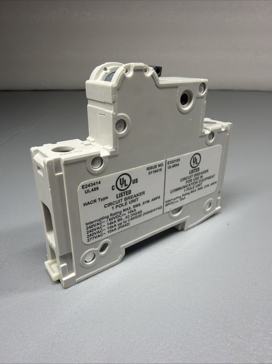 Siemens 5SJ4130-7HG40 SENTRON 4-Pole 30A Circuit Breaker Open Box (1.3.4)