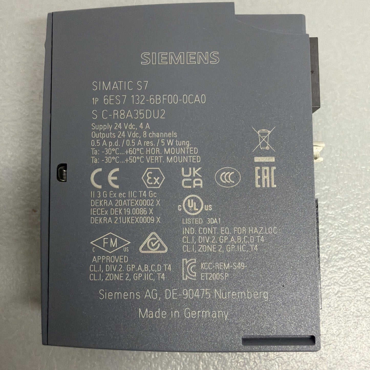 Siemens 6ES7132-6BF00-0CA0 SIMATIC ET 200SP DQ 8x24VDC New Open Box (1.4.2)