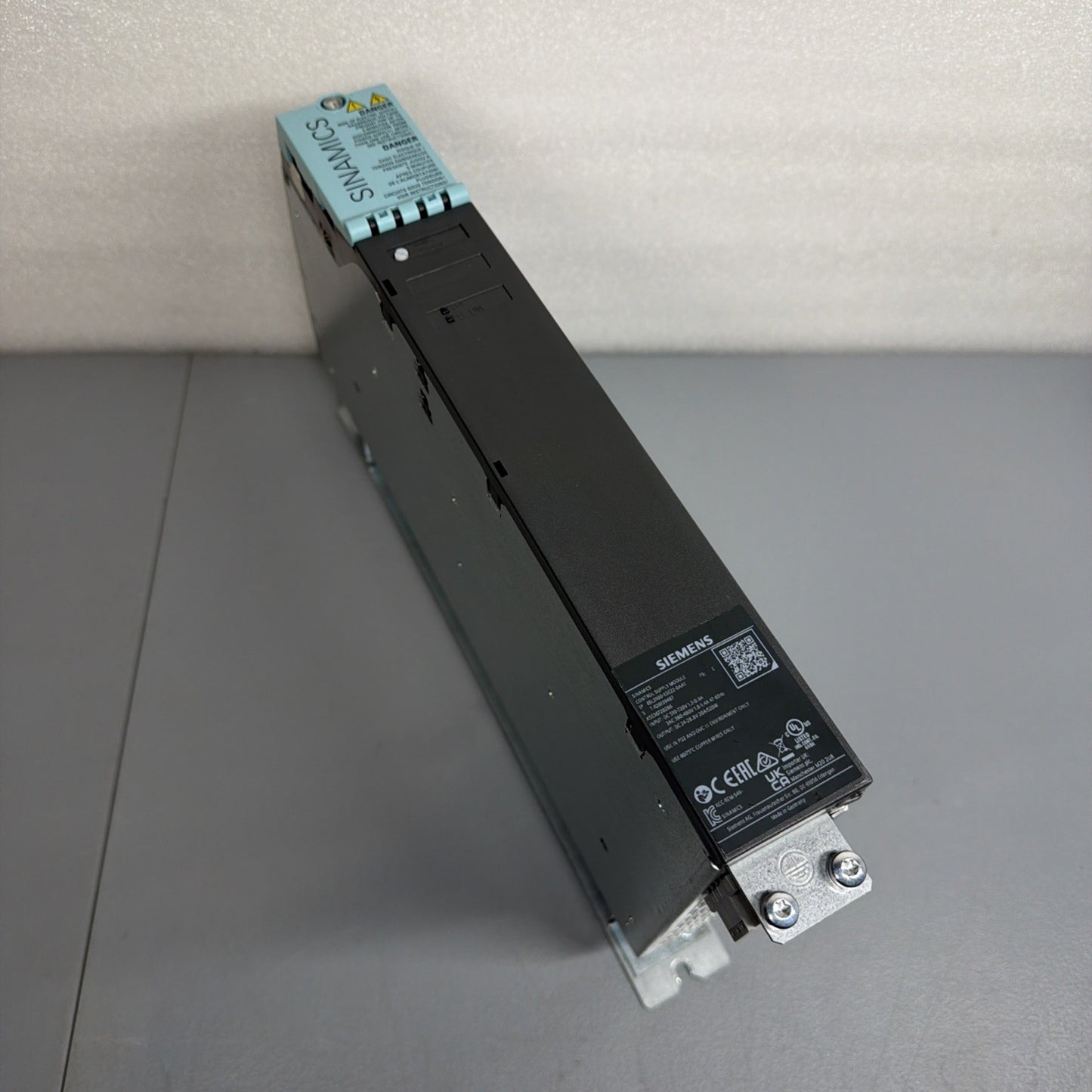Siemens 6SL3100-1DE22-0AA1 SINAMICS Control Supply Module New Open Box (1.4.2b)