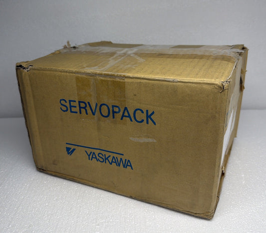 Yaskawa SGDV-8R4DE1A002000300 SERVOPACK Servo Drive w/ MP2600iec New in Box 123B