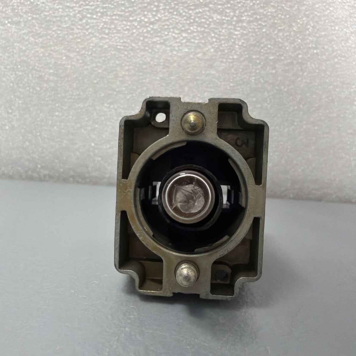 Telemecanique ZB2-BV6 Pilot Light Body BA9S 2.6W 380V w/ Bulb (1.4.2)
