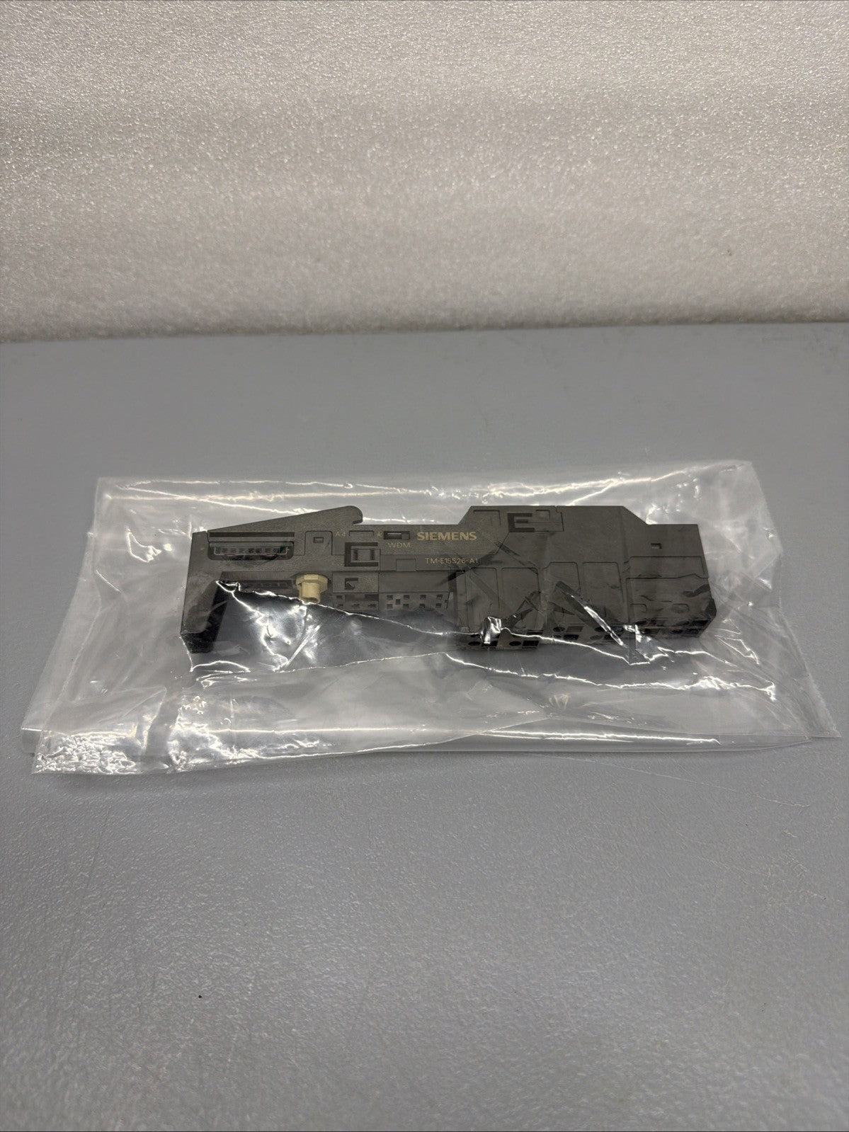 Siemens 6ES7193-4CA40-0AA0 TM-E15S26-A1 ET 200S Terminal Module New Op.box 142b