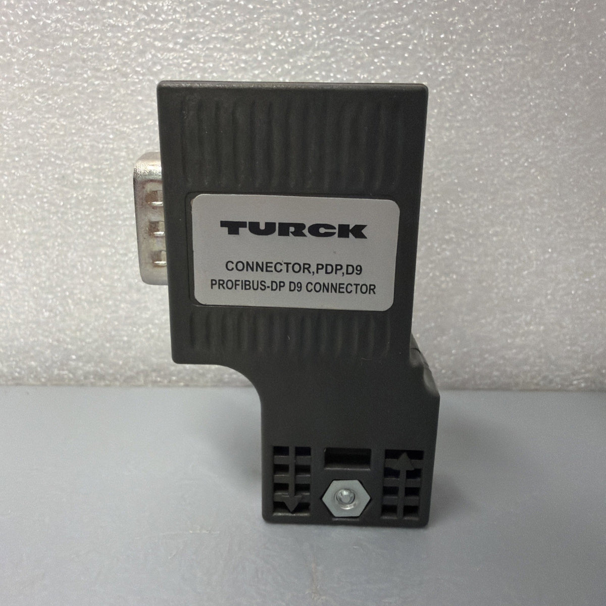 Turck CONNECTOR PDP D9S PROFIBUS-DP DB9 9-Pin Bus Connector New Open Box (1.4.2)