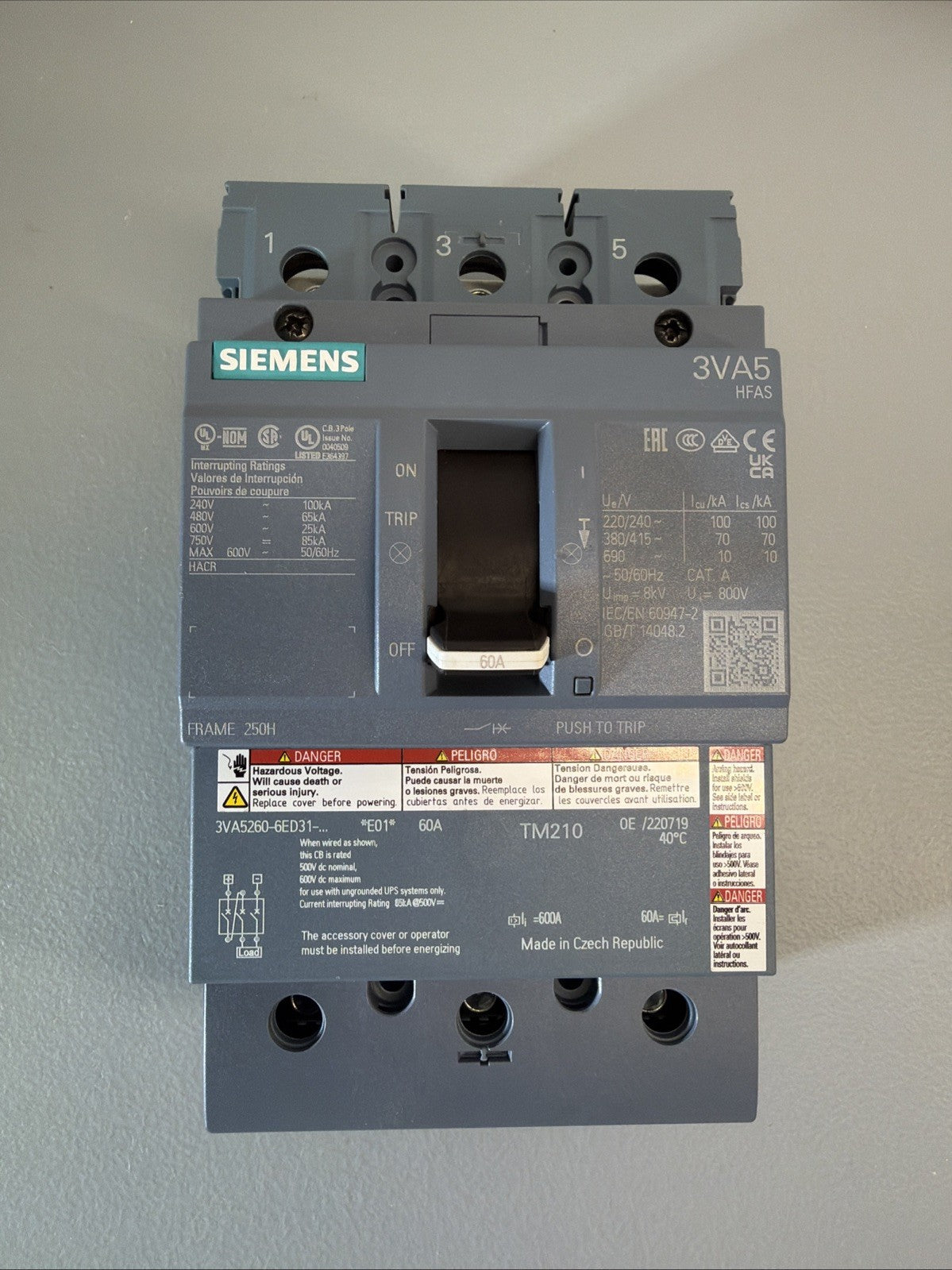 Siemens 3VA5260-6ED31-0AA0 Circuit Breaker 60A 800V New Open Box (1.2.4)