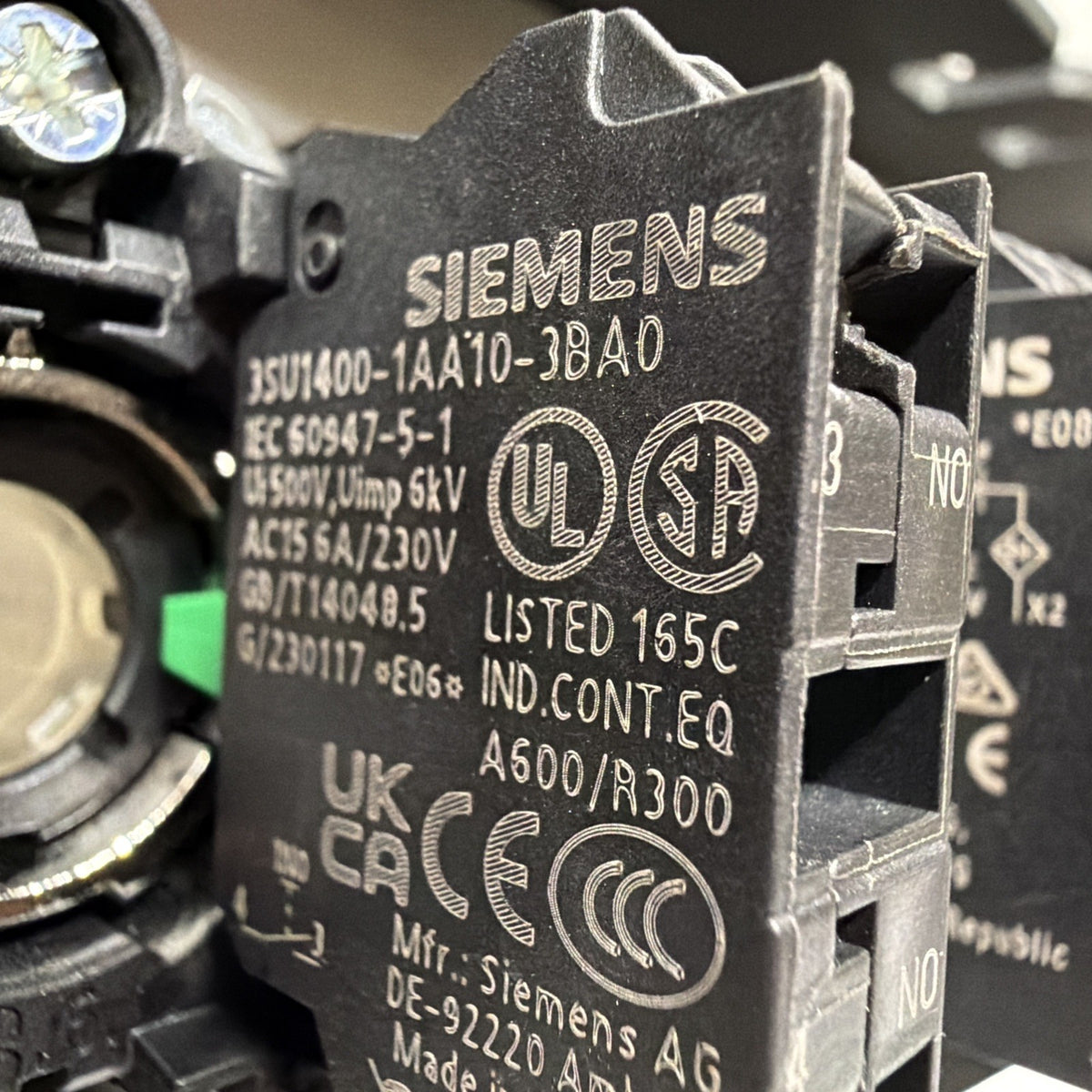Siemens 6FC5247-0AA43-1AA0 SINUMERIK Panel w/ 6 Pushbuttons New Open Box(1.1.3b)