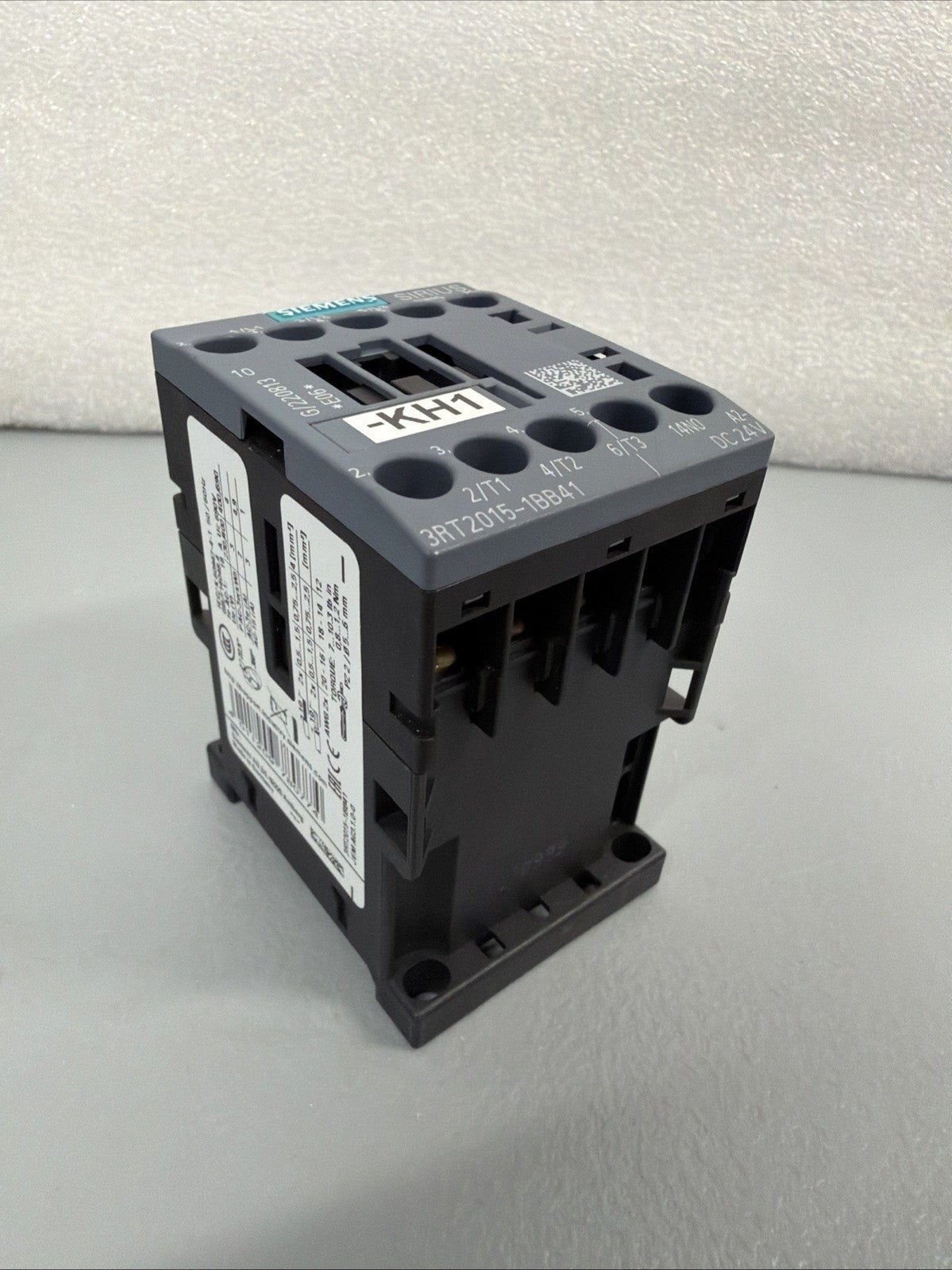Siemens 3RT2015-1BB41 SIRIUS Power Contactor New Open Box (1.2.2)
