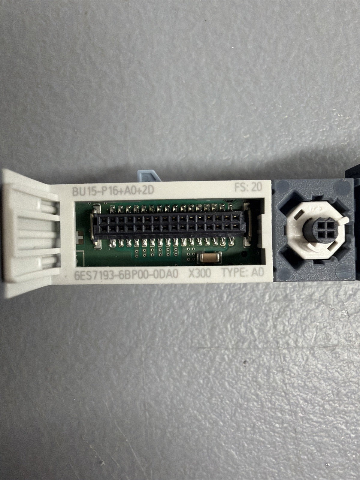 Siemens 6ES7193-6BP00-0DA0 SIMATIC ET 200SP BaseUnit New Open Box 1.3.1b