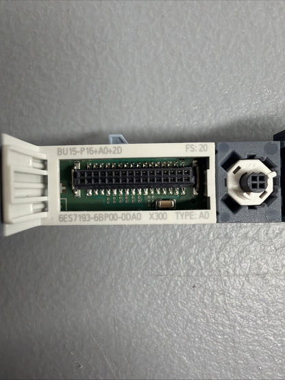 Siemens 6ES7193-6BP00-0DA0 SIMATIC ET 200SP BaseUnit New Open Box 1.3.1b