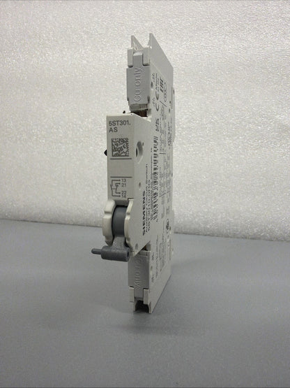 Siemens 5ST3010-0HG Auxiliary Circuit Switch New Open Box (1.4.2B)
