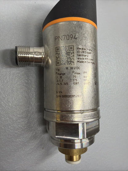 IFM Efector PN7094 Electronic Pressure Switches /Sensor With Display (1.2.2)