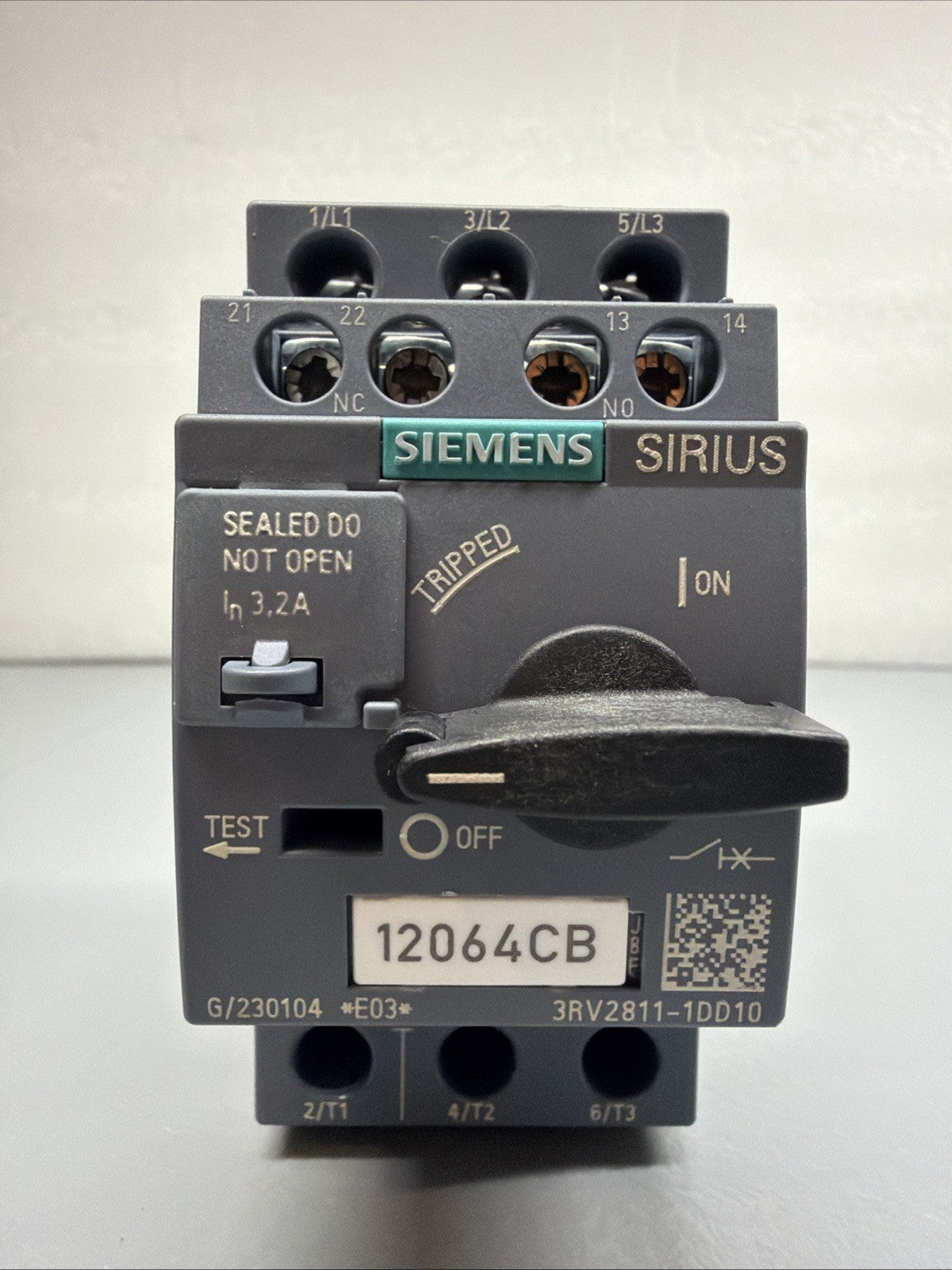 Siemens 3RV2811-1DD10 SIRIUS Side Mounted Auxiliary Contact Block Open Box (144)