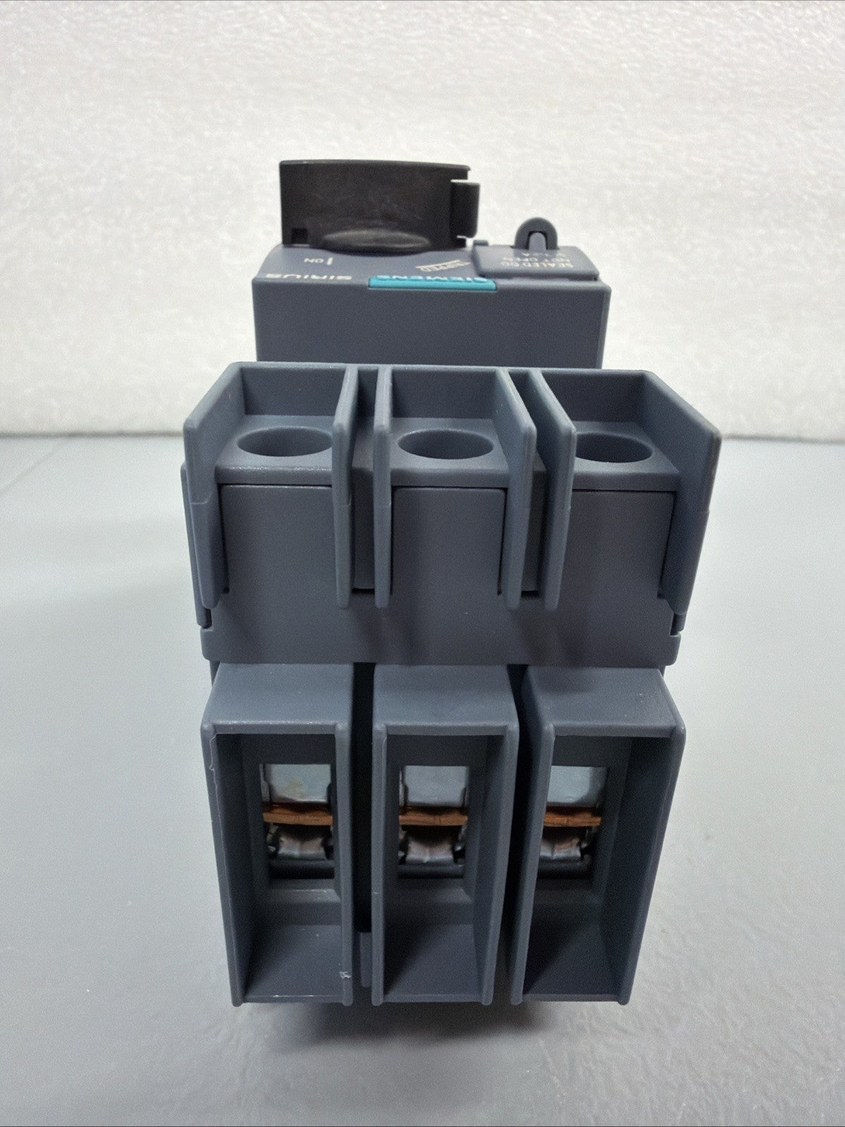 Siemens 3RV2711-1DD10 Motor Starter Protector Circuit Breaker New Open Box (122)