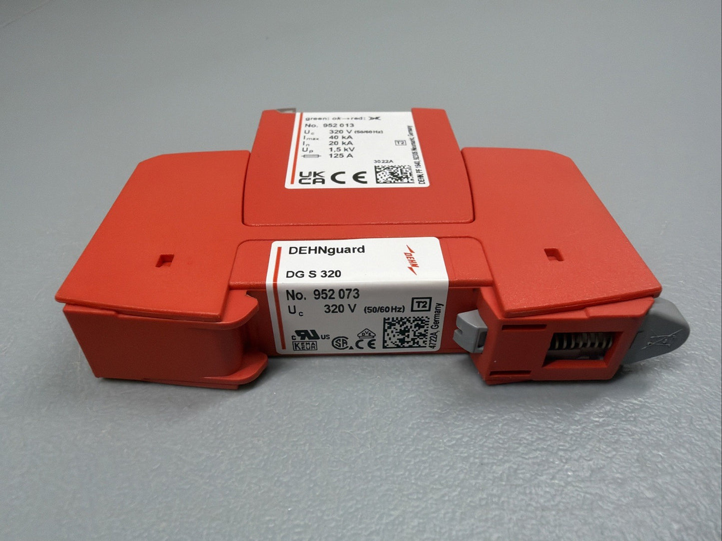 DEHNguard DG MOD 320  952 013 DG S 320 320V40  125 AMP NEW NO BOX (1.3.2)