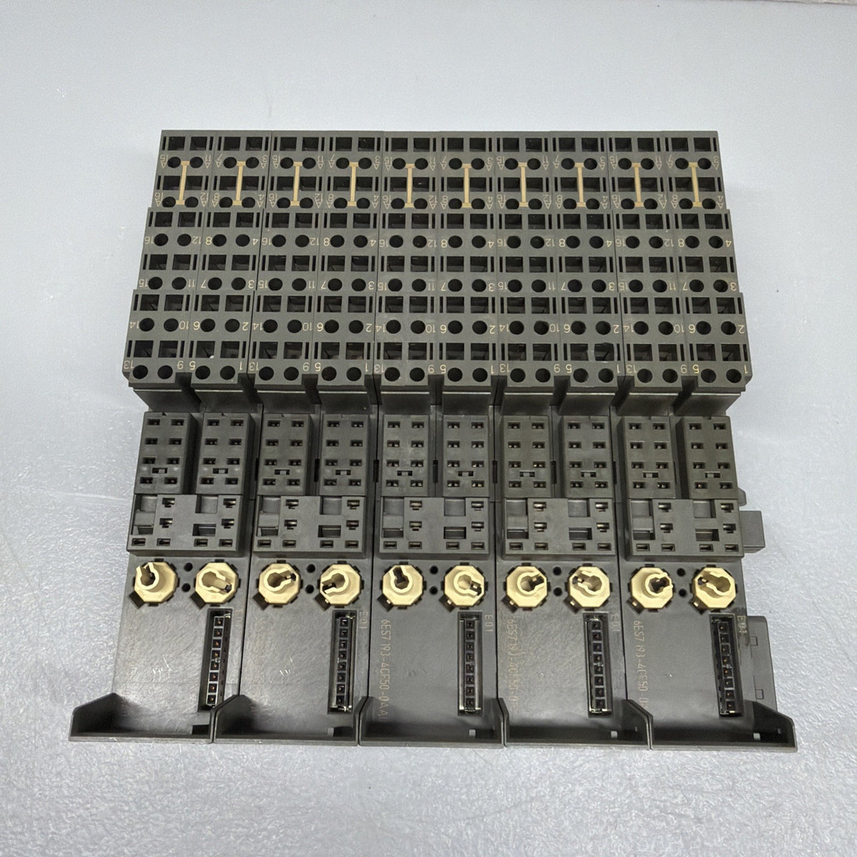Siemens 6ES7193-4CF50-0AA0 SIMATICET200S TM-E30C46-A1 Terminal Block Each(1.4.2)