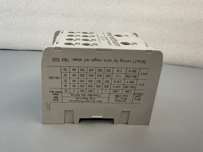 Marathon EPBCP84 Power Distribution Block, 760A, 1000V, AC/DC, CU9, 4AWG (1.2.4)