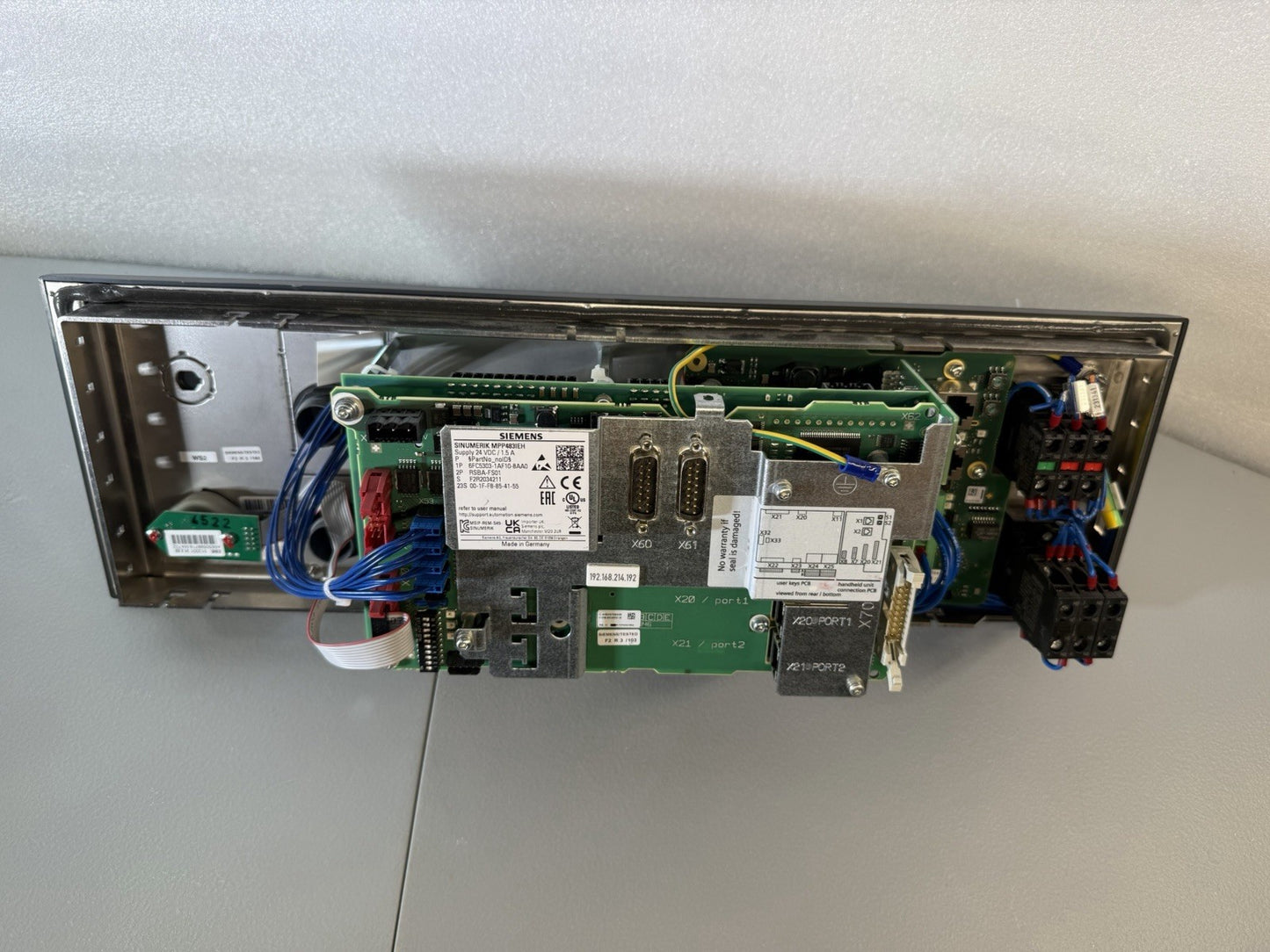 SIEMENS 6FC5303-1AF10-8AA0 Operator Panel CNC Industrial Control HMI (1.2.4)