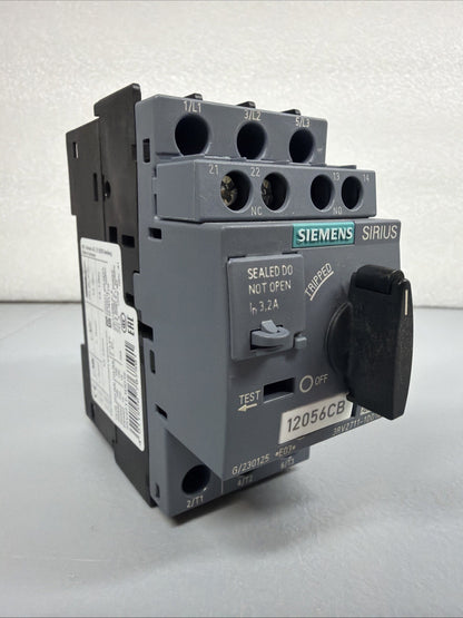 Siemens 3RV2711-1DD10 Motor Starter Protector Circuit Breaker New Open Box (141)