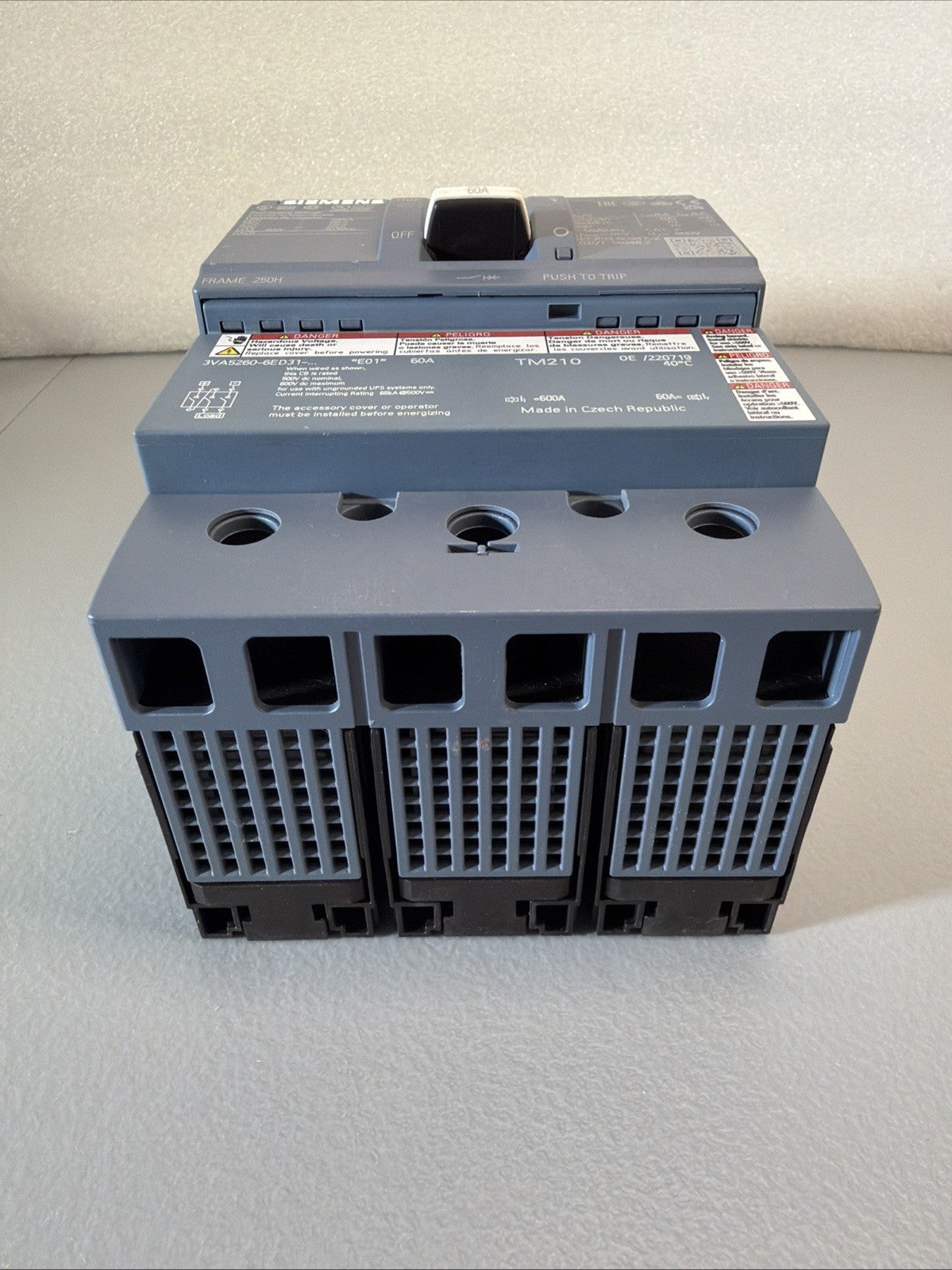 Siemens 3VA5260-6ED31-0AA0 Circuit Breaker 60A 800V New Open Box (1.2.4)