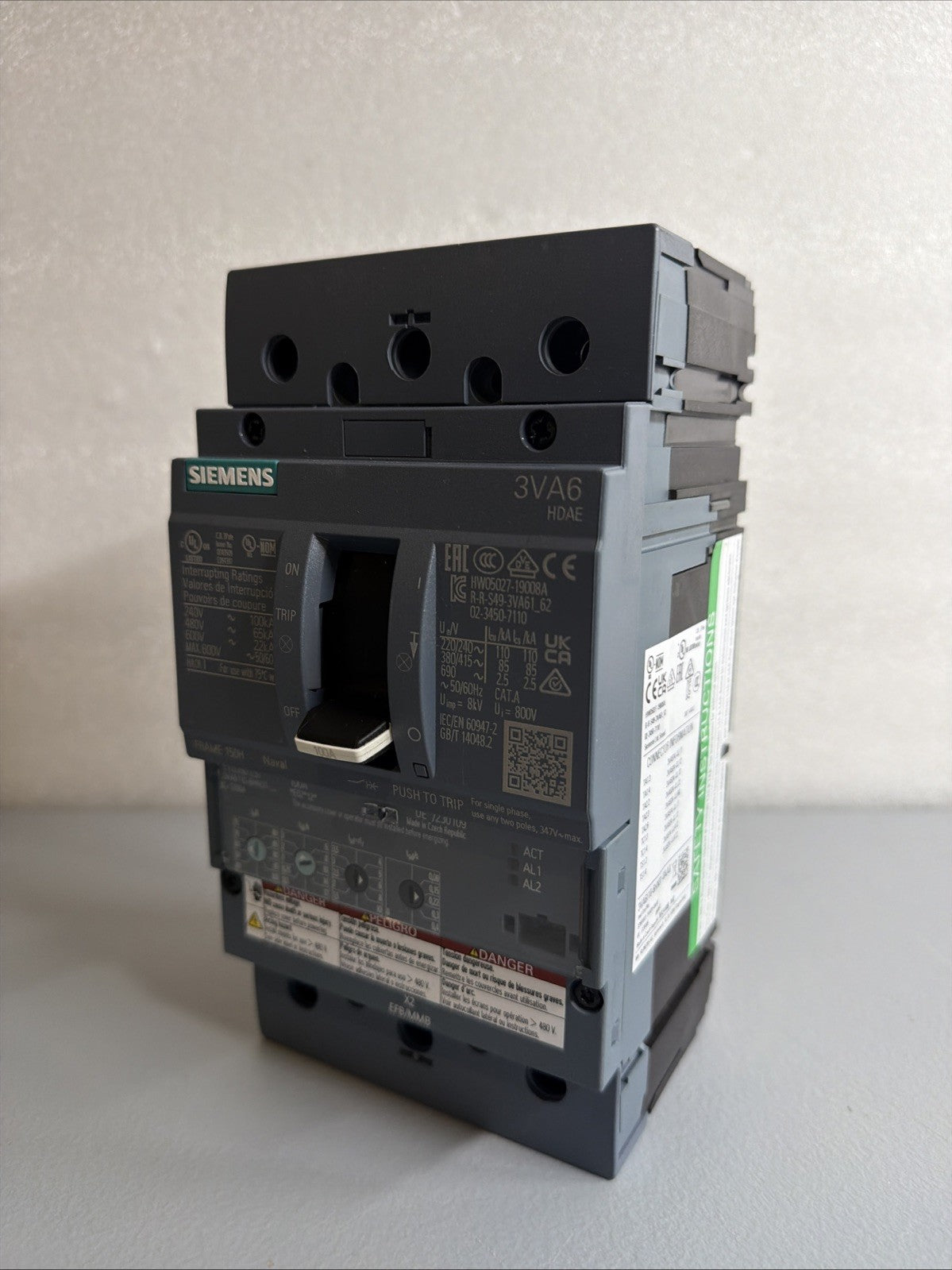 Siemens 3VA6110-6HN31-0AA0 100A 3-Pole Circuit Breaker ETU350 New Op.Box  1.2.2B