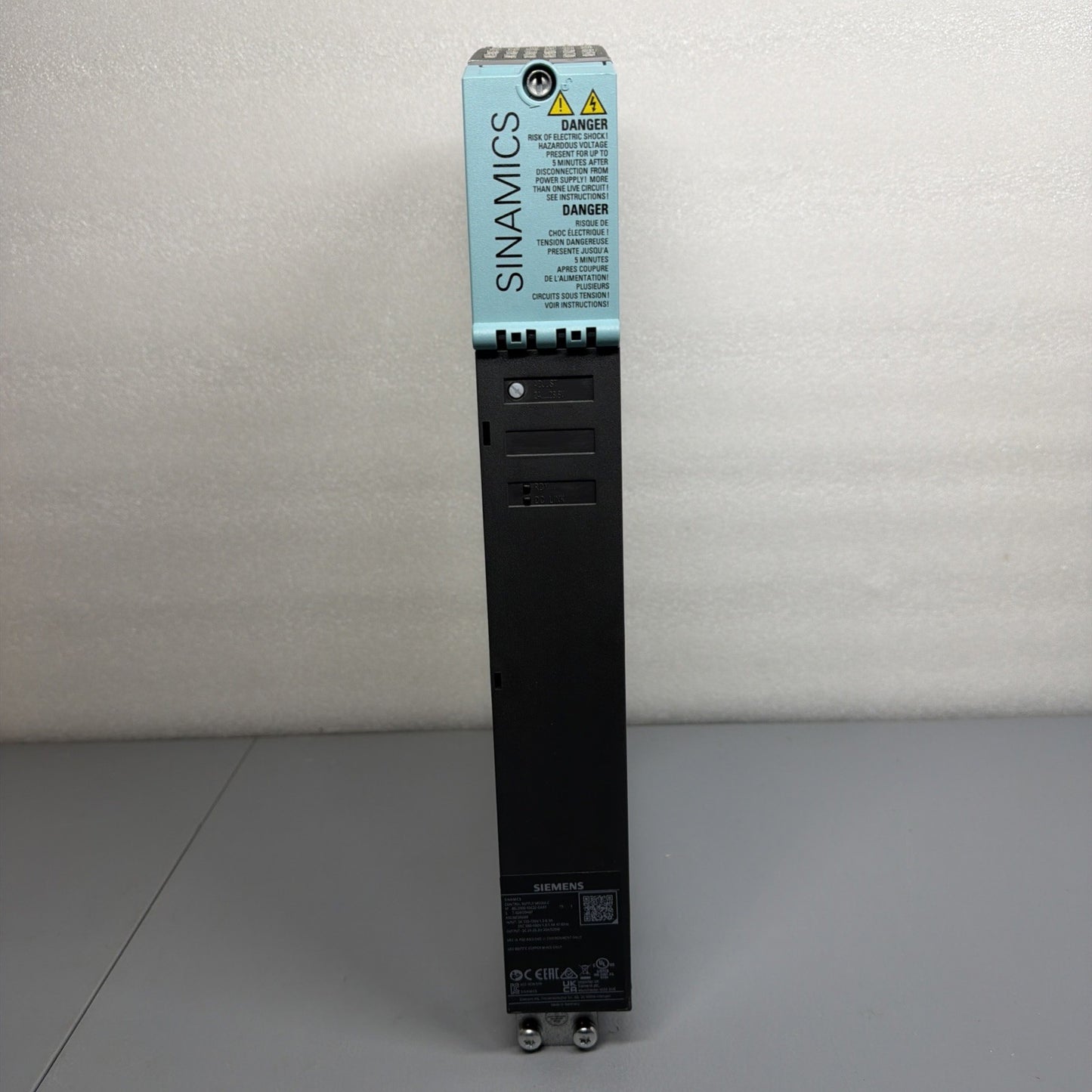 Siemens 6SL3100-1DE22-0AA1 SINAMICS Control Supply Module New Open Box (1.4.2b)