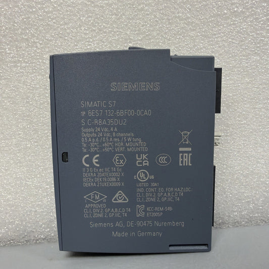 Siemens 6ES7132-6BF00-0CA0 SIMATIC ET 200SP DQ 8x24VDC New Open Box (1.4.2)
