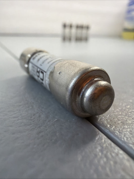 Siemens 3NW1040-0HG 4A Time Delay Fuse Class CC Current Limiting NEW O BOX (122)