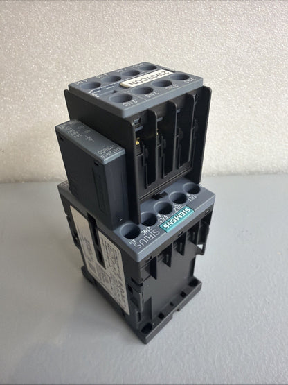 Siemens 3RT2016-1BB42 Contactor 24V DC w/ 3RH2911 3RT2916 New Open Box (1.4.3B)