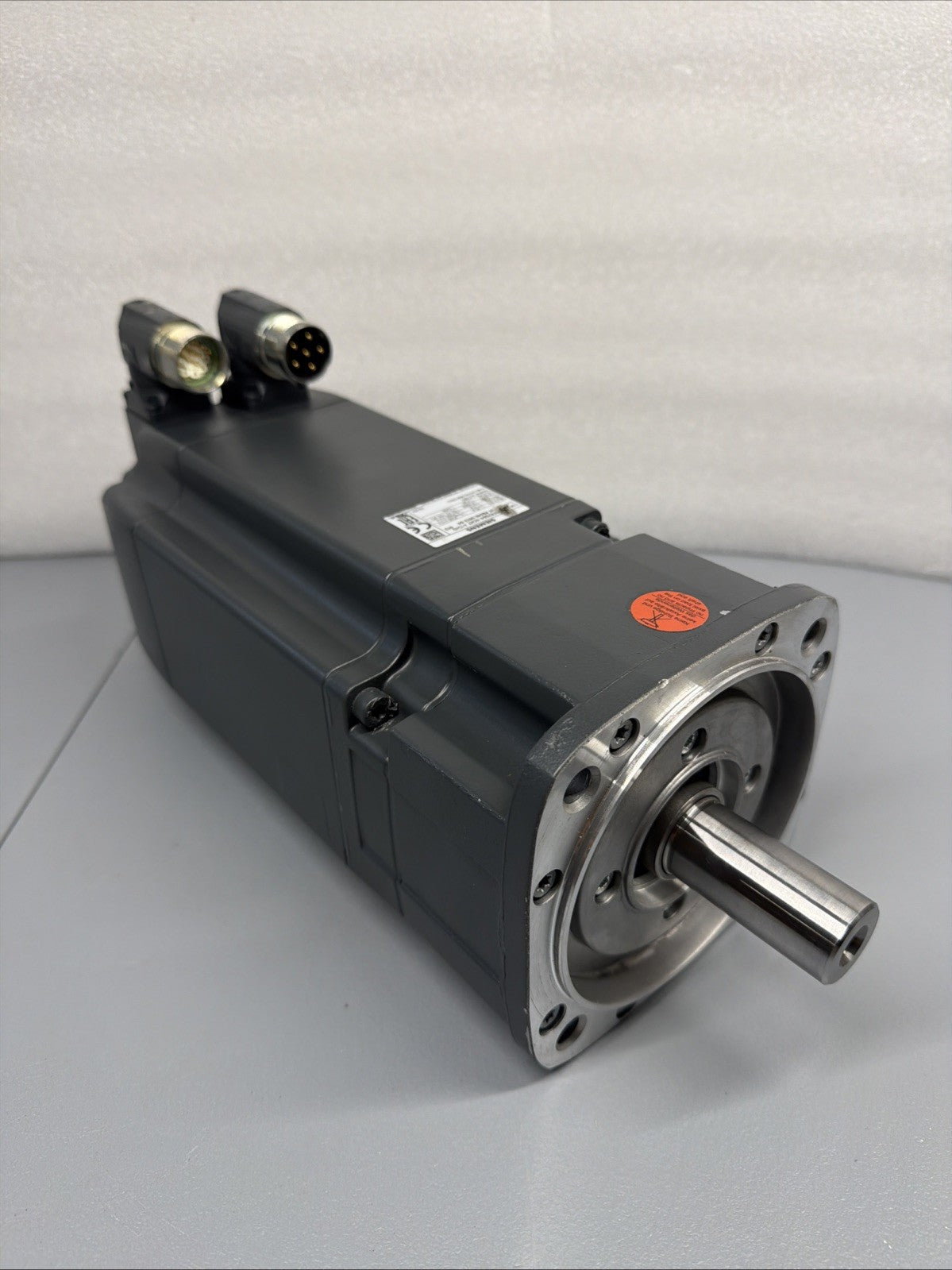 Siemens 1FK7064-4CH71-1SH0 SIMOTICS S Servo Motor Seller Refurbished (1.5.1)