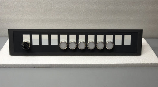 Siemens 6FC5247-0AA43-1AA0 SINUMERIK Panel w/ Pushbuttons & Key Switch (1.2.4b)