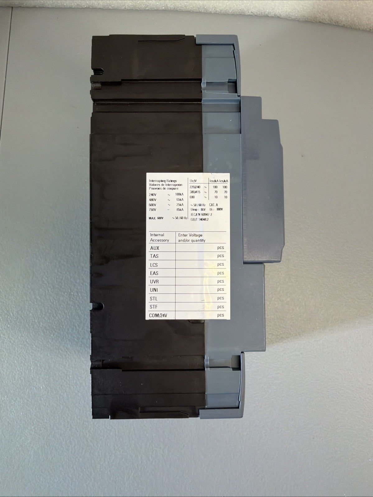 Siemens 3VA5260-6ED31-0AA0 Circuit Breaker 60A 800V New Open Box (1.3.1)
