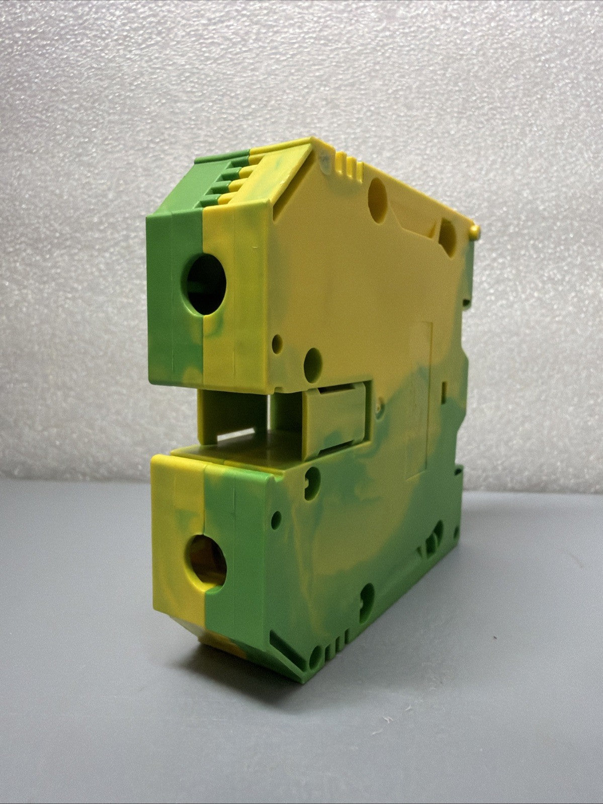 CONTA-CLIP SSL 70/2A IEC947-7-2 70mm² Ground Terminal Block (1.4.2)