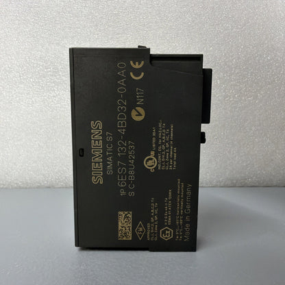 Siemens 6ES7132-4BD32-0AA0 ET 200S 4DO 24VDC 2A New Open Box (1.4.1B)